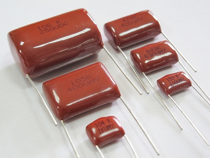 metallized-polyester-film-capacitor